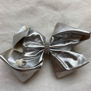 JoJo Siwa Silver leather bow 🎀